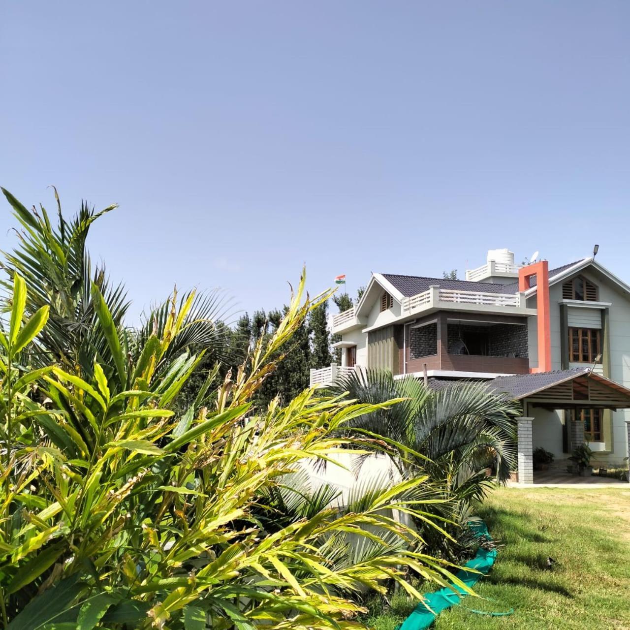 The Grassland Homestay Chikmagalur Luaran gambar